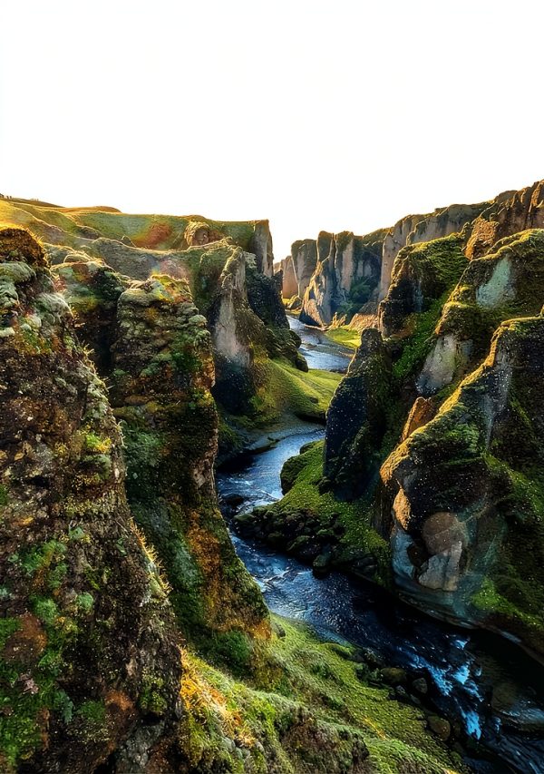 Lonely Planet Iceland Travel Guide Kindle Edition 13th Updated 2024-0